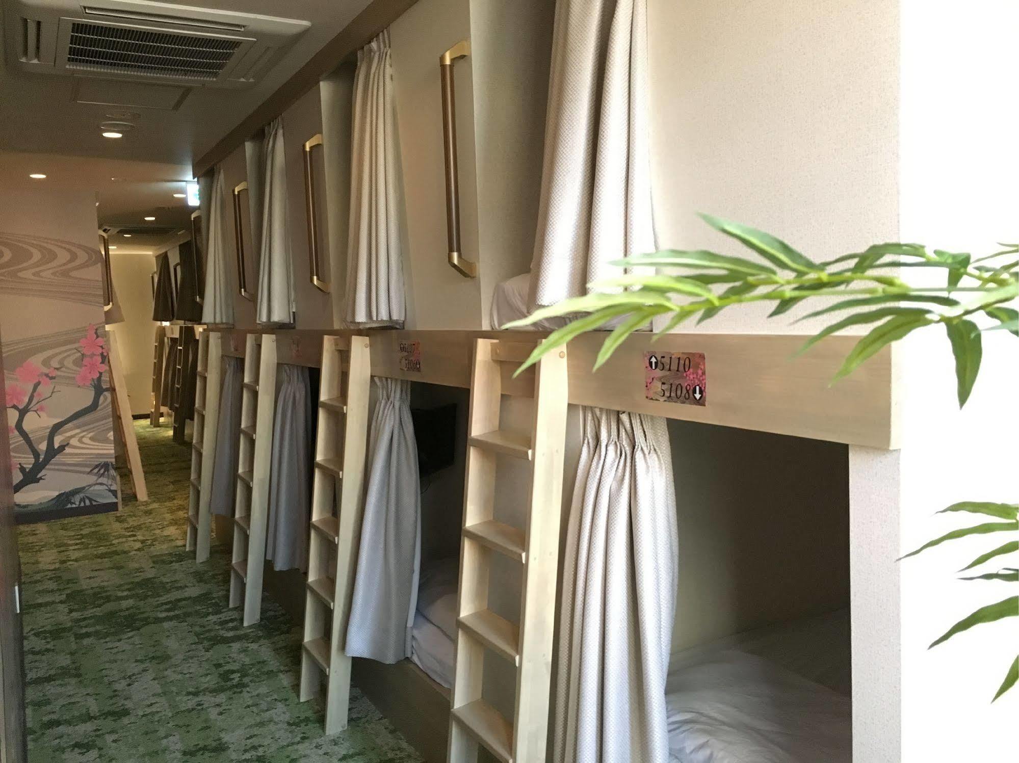 Ueno Station Hostel Oriental 1 Male Only Tokio Buitenkant foto