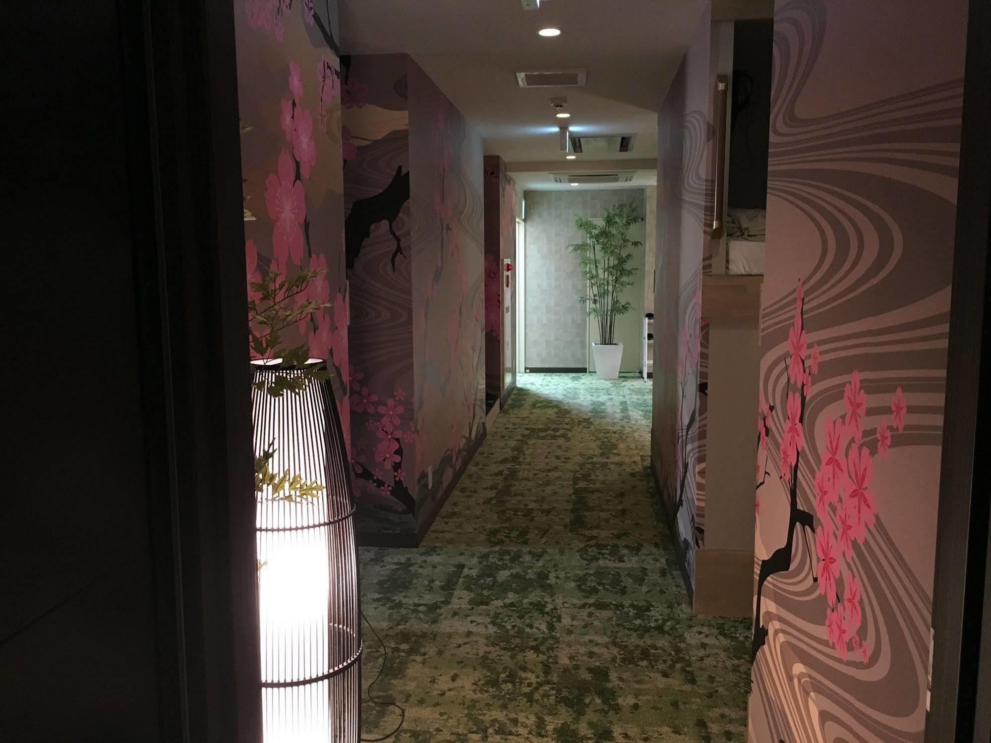 Ueno Station Hostel Oriental 1 Male Only Tokio Buitenkant foto